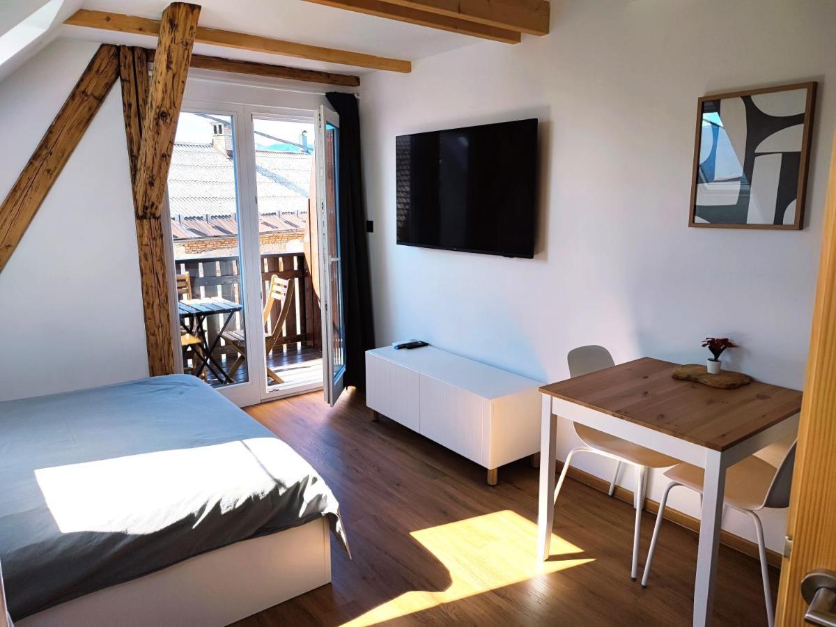 Corner House Apartments Near Lake Bled 라도블리차 외부 사진